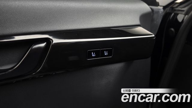 Hyundai Grandeur 2023 — photo 24