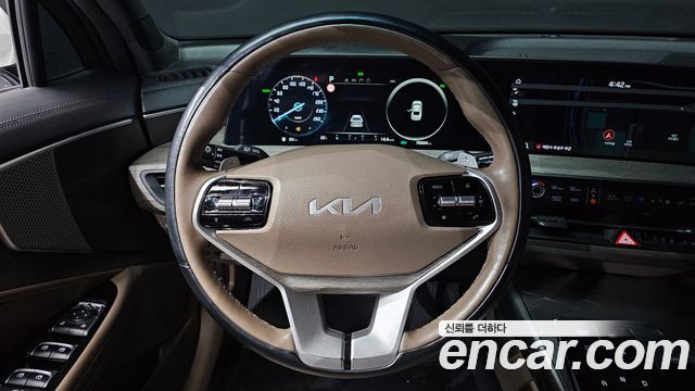 Kia K8 2023 — photo 18