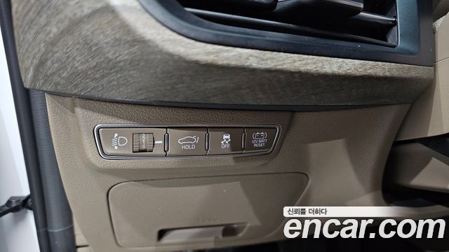 Kia K8 2023 — photo 31