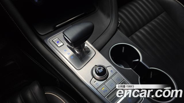 Genesis G70 2020 — photo 12