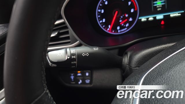 Genesis G70 2020 — photo 25