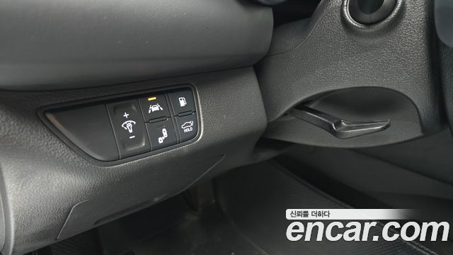 Genesis G70 2020 — photo 27