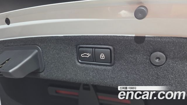 Genesis G70 2020 — photo 33