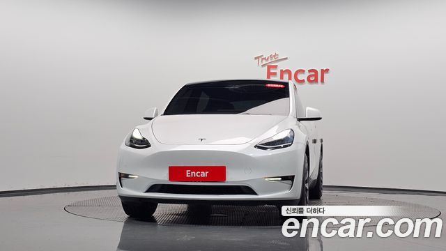 Tesla Model Y 2021 — photo 3