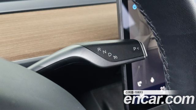 Tesla Model Y 2021 — photo 12