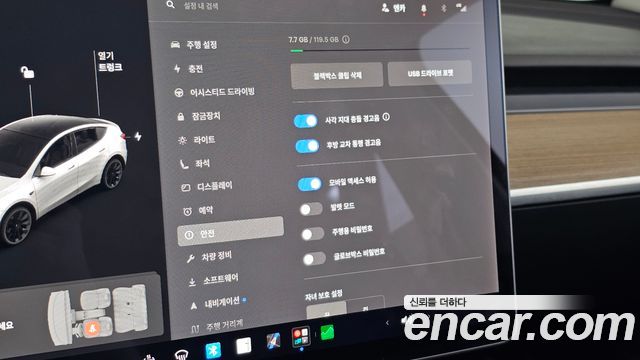 Tesla Model Y 2021 — photo 26