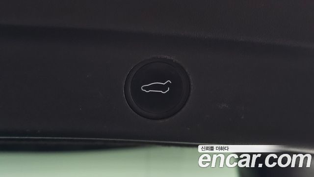 Tesla Model Y 2021 — photo 33
