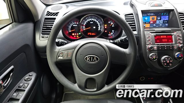 Kia Soul 2011 — photo 13