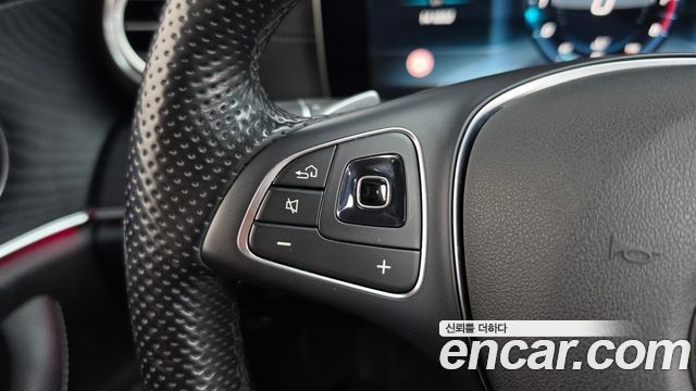Mercedes-Benz E-Class 2017 — photo 22