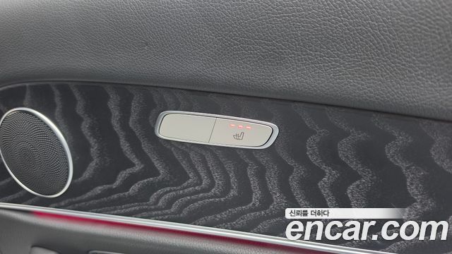 Mercedes-Benz E-Class 2017 — photo 38