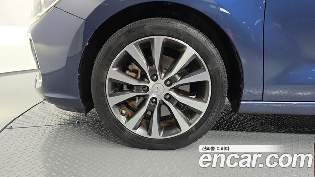 Hyundai i30 2018 — photo 5