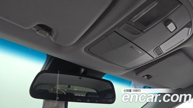Hyundai i30 2018 — photo 19