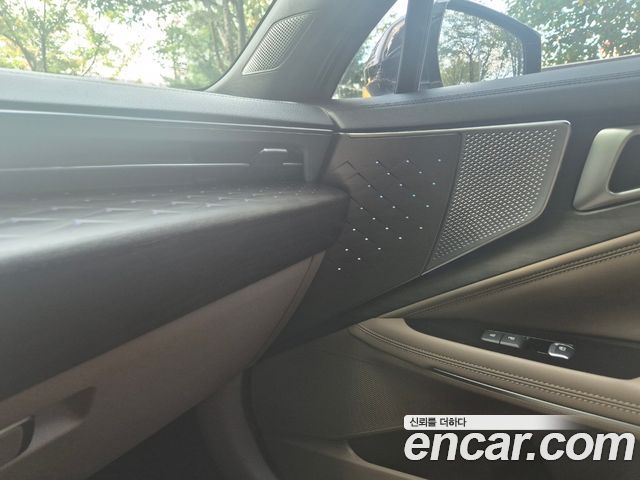 Kia K8 2023 — photo 16