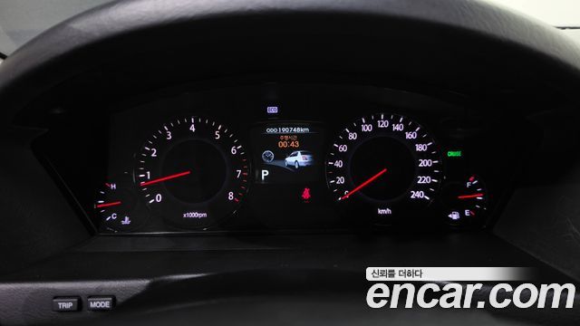 Kia OPIRUS 2011 — photo 8