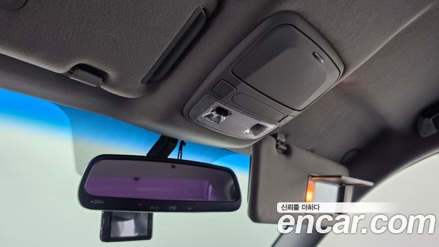 Kia OPIRUS 2011 — photo 18