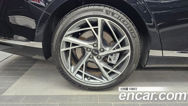 Genesis G90 2022 — photo 5