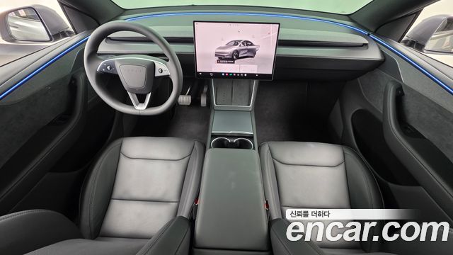 Tesla Model Y 2026 — photo 10