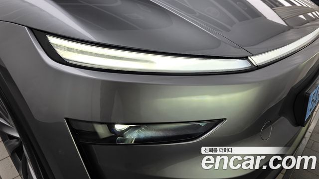 Tesla Model Y 2026 — photo 8
