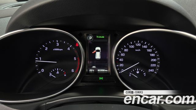 Hyundai Santafe 2016 — photo 11