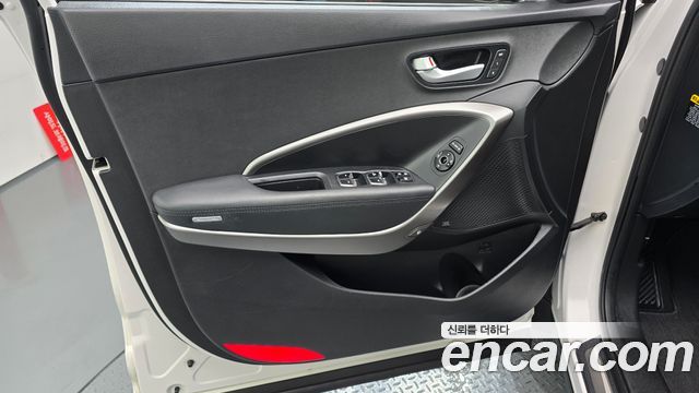 Hyundai Santafe 2016 — photo 14