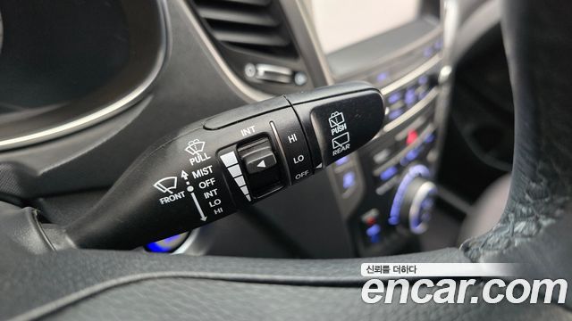 Hyundai Santafe 2016 — photo 28