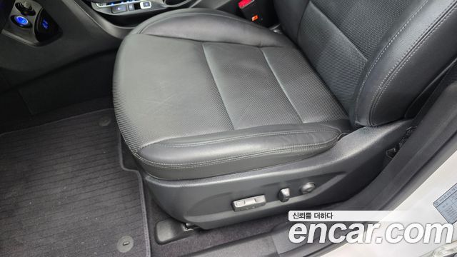 Hyundai Santafe 2016 — photo 29