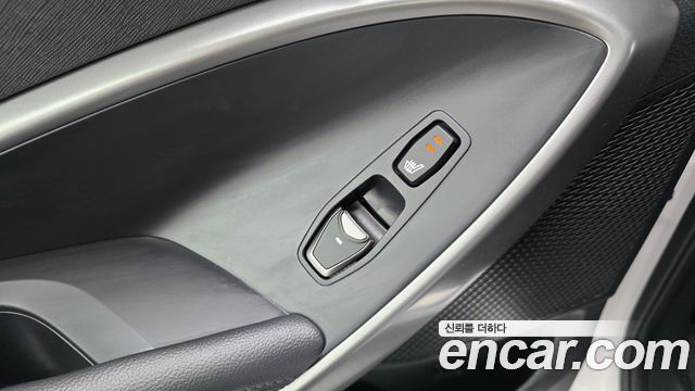 Hyundai Santafe 2016 — photo 32