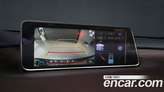 Lexus RX 2019 — photo 16