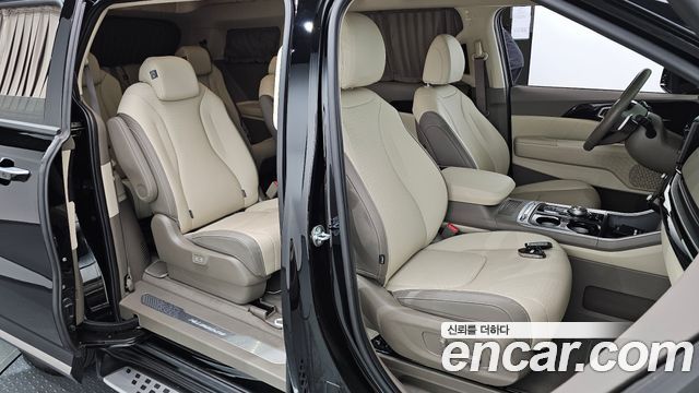 Kia Canival 2025 — photo 11