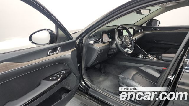 Kia K5 2023 — photo 13