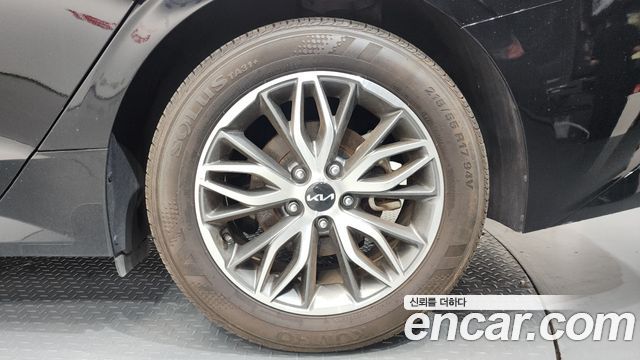 Kia K5 2023 — photo 7