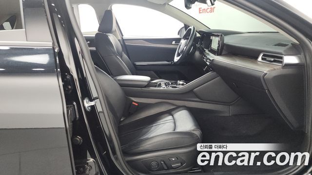 Kia K5 2023 — photo 16