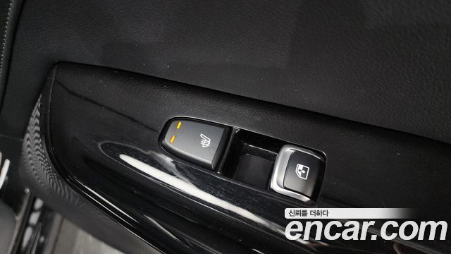 Kia K5 2023 — photo 28