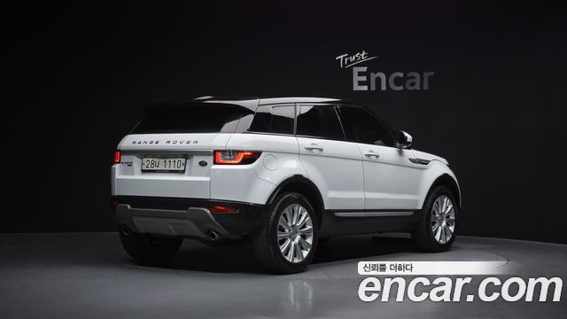 Land Rover Range Rover Evoque 2018 — photo 2