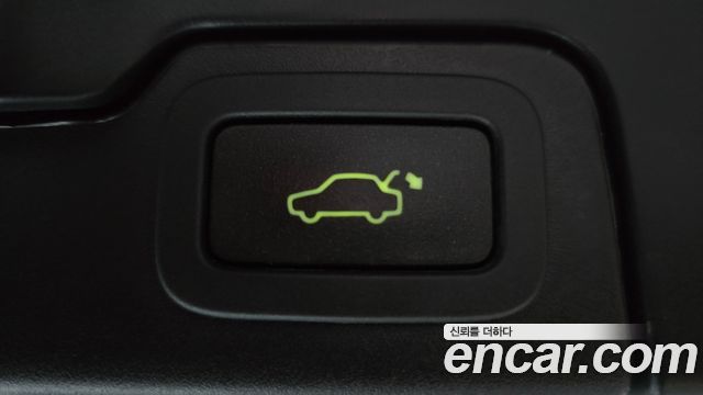 Land Rover Range Rover Evoque 2018 — photo 22