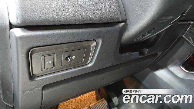 Land Rover Range Rover Evoque 2018 — photo 26