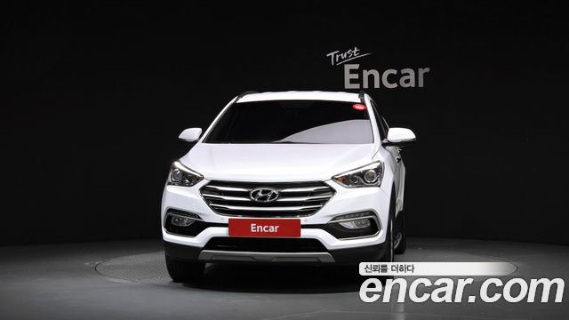 Hyundai Santafe 2018 — photo 3
