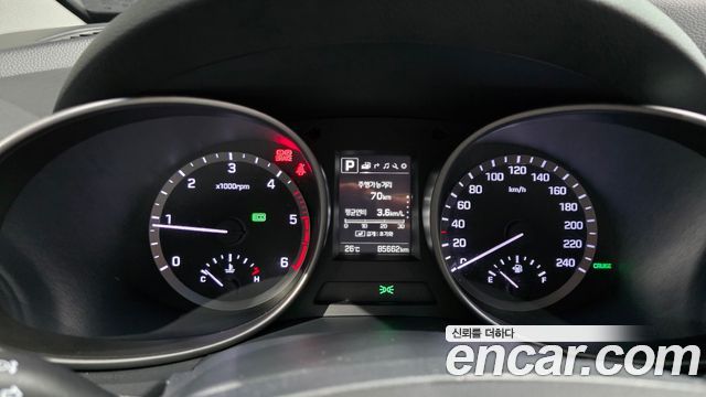 Hyundai Santafe 2018 — photo 11