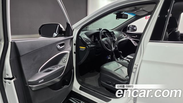 Hyundai Santafe 2018 — photo 13