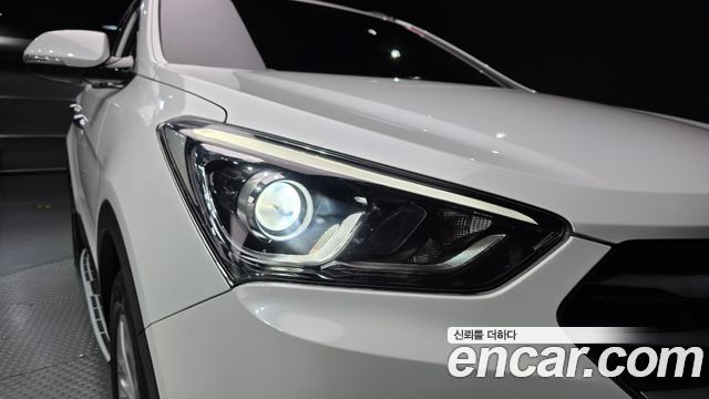 Hyundai Santafe 2018 — photo 8