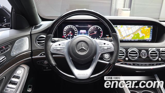 Mercedes-Benz S-Class 2019 — photo 12