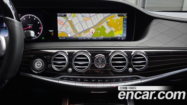 Mercedes-Benz S-Class 2019 — photo 17