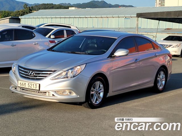 Hyundai Sonata 2012 — photo 1