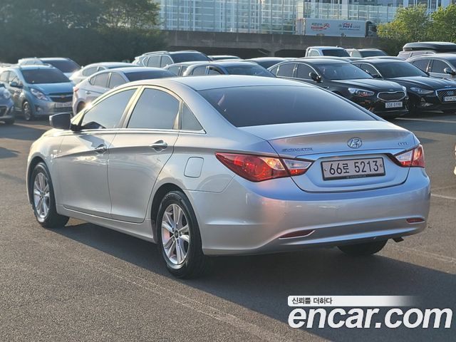 Hyundai Sonata 2012 — photo 4