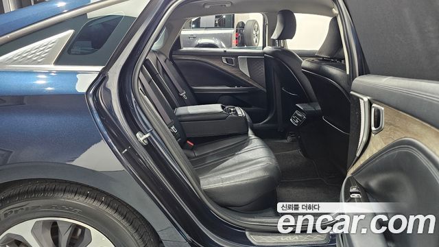 Kia K8 2023 — photo 17