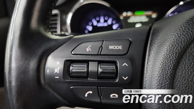 Kia Canival 2019 — photo 23
