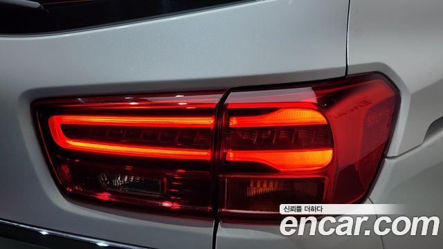 Kia Canival 2019 — photo 9