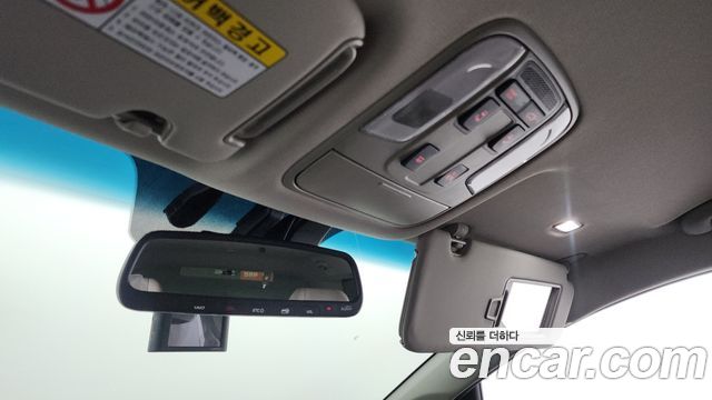 Kia Canival 2019 — photo 28