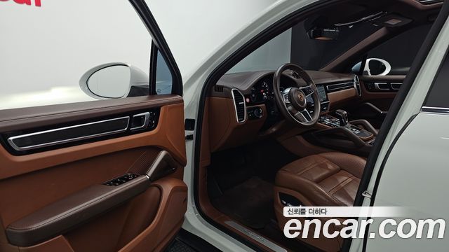 Porsche Cayenne 2020 — photo 10