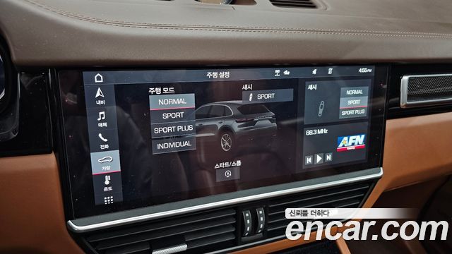 Porsche Cayenne 2020 — photo 16